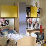 Композиция мебели Джокер, молодежная комната. Кровать в стоимость не включена. Цвет: корпус - клен, фасады - клен + желтый, клен + голубой