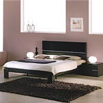 Мебель для спальни Модерн, композиция №1. Цвет - венге. Состав композиции: кровать, комод, тумбочка, зеркало.