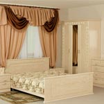 Спальня Кэт-2 Греция. Состав композиции: кровать, шкаф 3-x дверный с зеркалом, комод, зеркало, тумбочки -2шт.