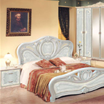 Мебель для спальни Виттория, композиция №5. Цвет - голубой. Состав композиции: кровать, прикроватная тумба (2 шт), комод, шкаф 6-и дверный, зеркало.